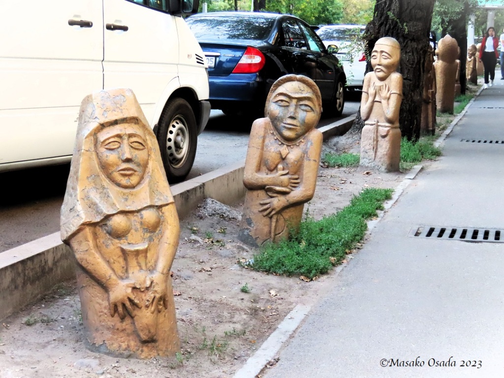 Sculptures on the sidewalk. Almaty, Kazakhstan